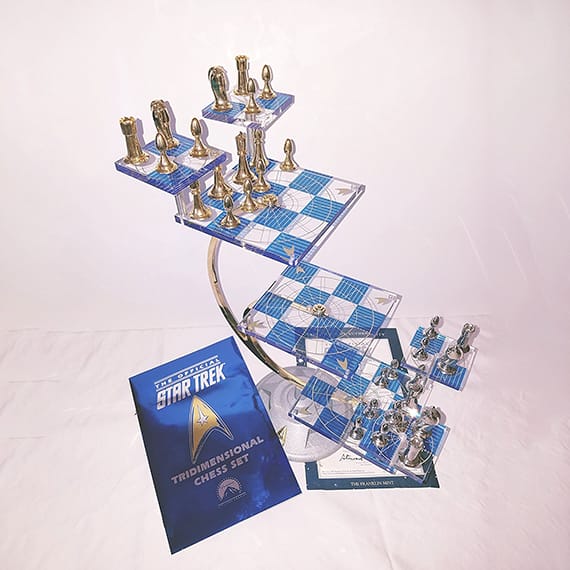 Star Trek Tridimensional Chess Set for 2 players
